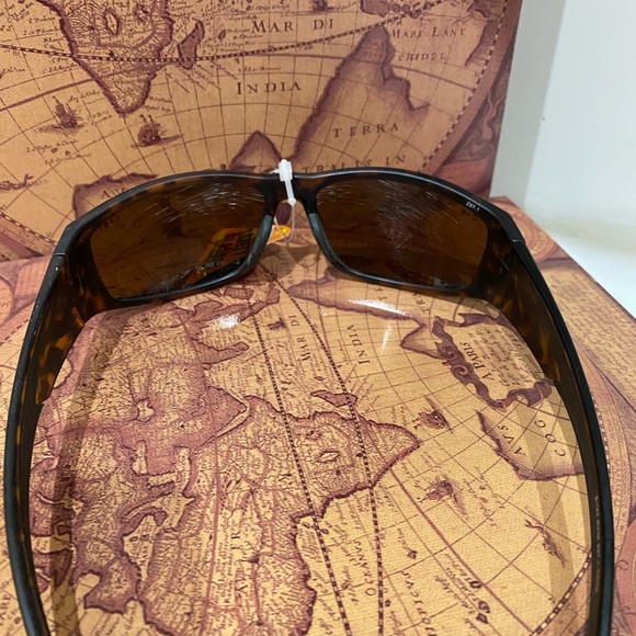 Pugs sunglasses - Picture 3 of 4